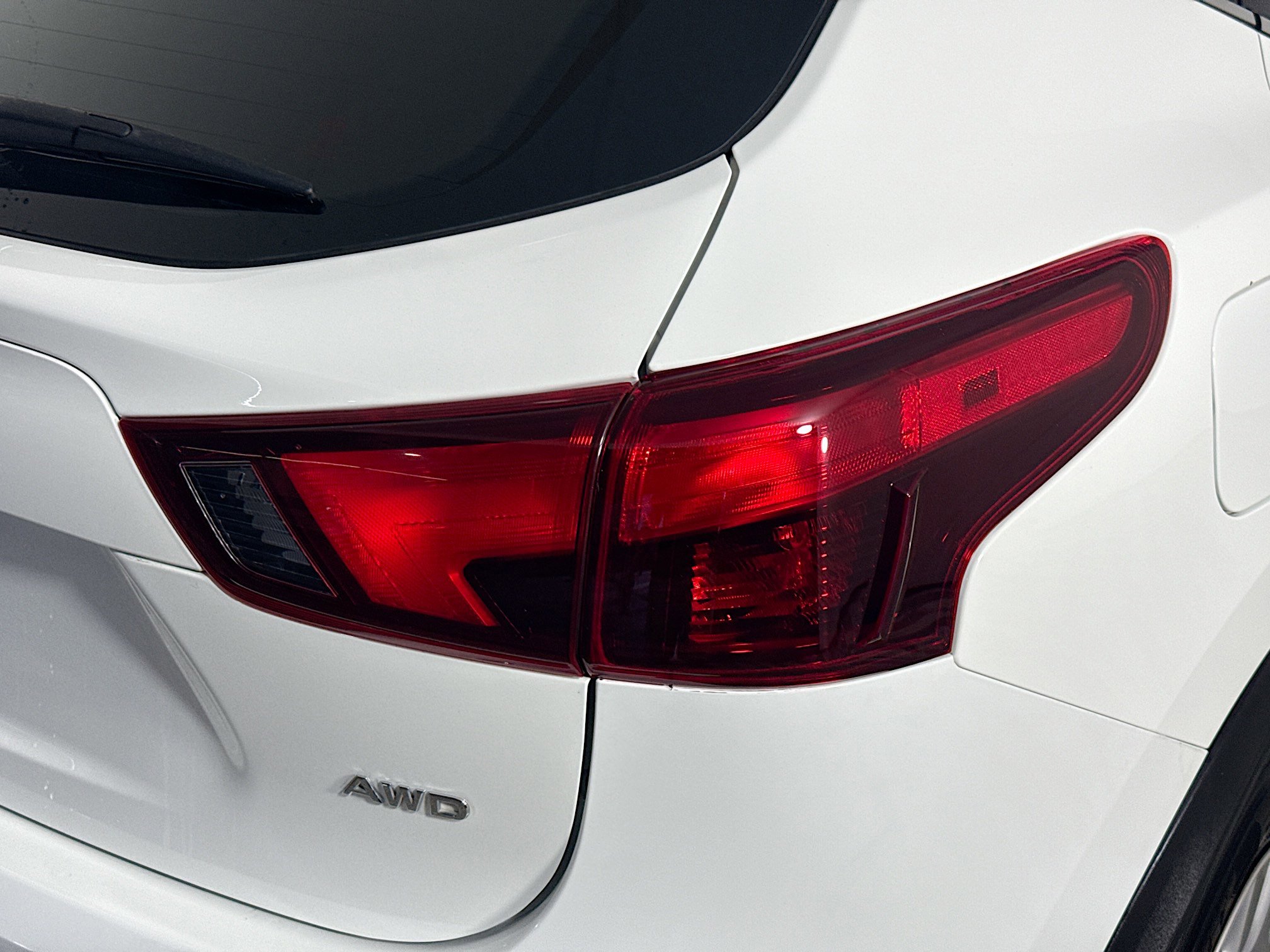 Used 2019 Nissan Rogue Sport S image 32