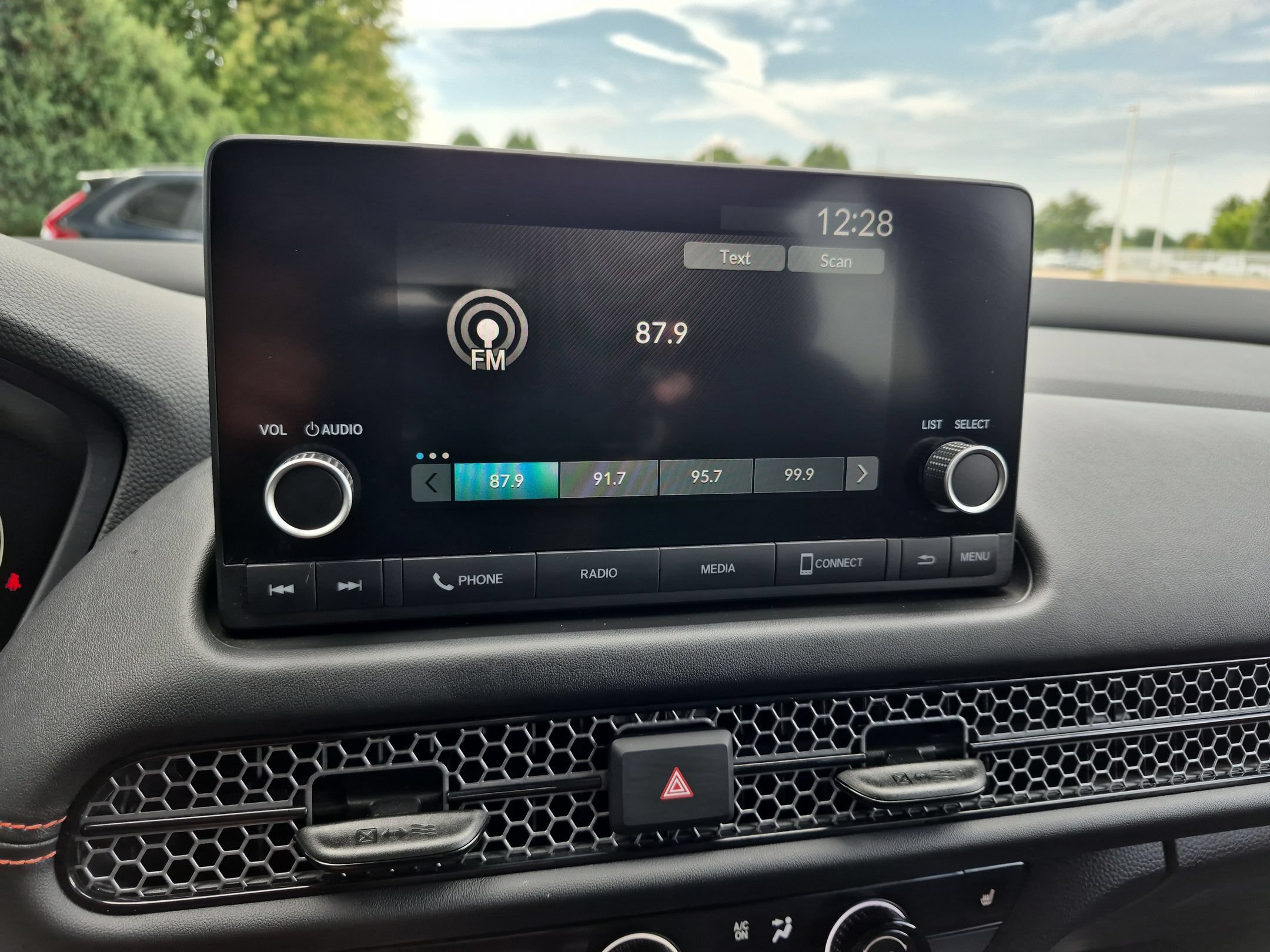 Certified 2024 Honda HR-V Sport image 17
