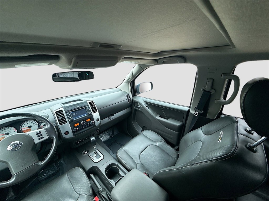 Used 2020 Nissan Frontier PRO-4X image 25