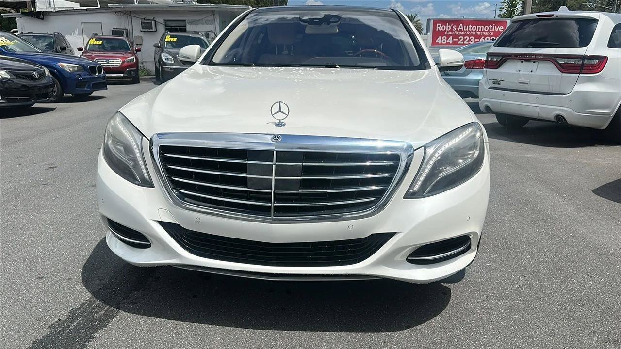 Used 2017 Mercedes-Benz S 550 Sedan image 3