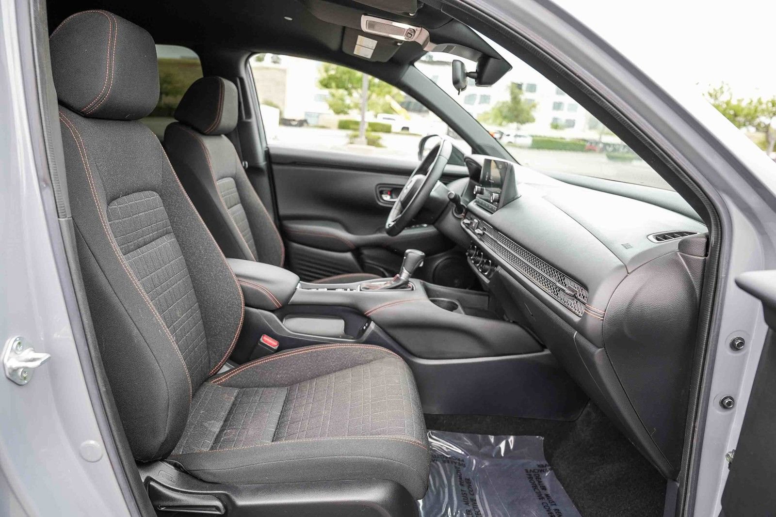 Used 2024 Honda HR-V Sport image 16