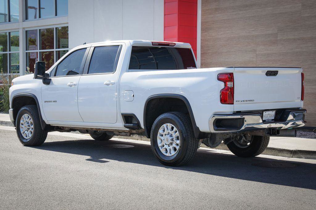 Used 2023 Chevrolet Silverado 2500 LT w/ Convenience Package image 6
