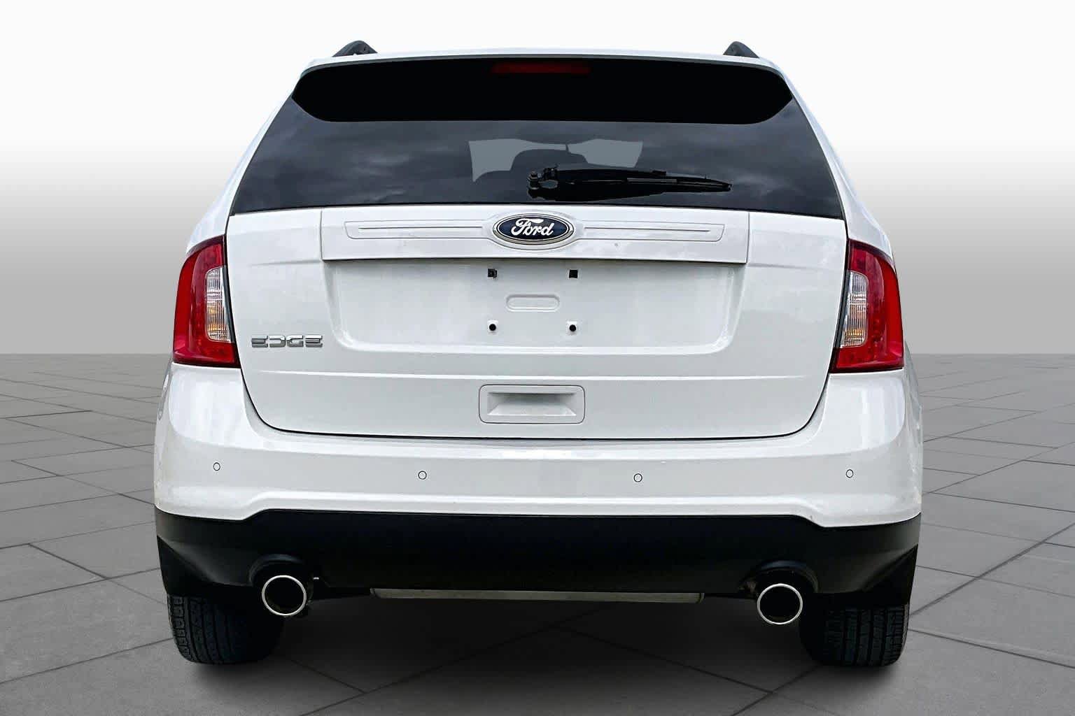 Used 2012 Ford Edge SE image 4