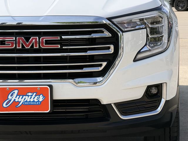 Used 2024 GMC Terrain SLT image 11