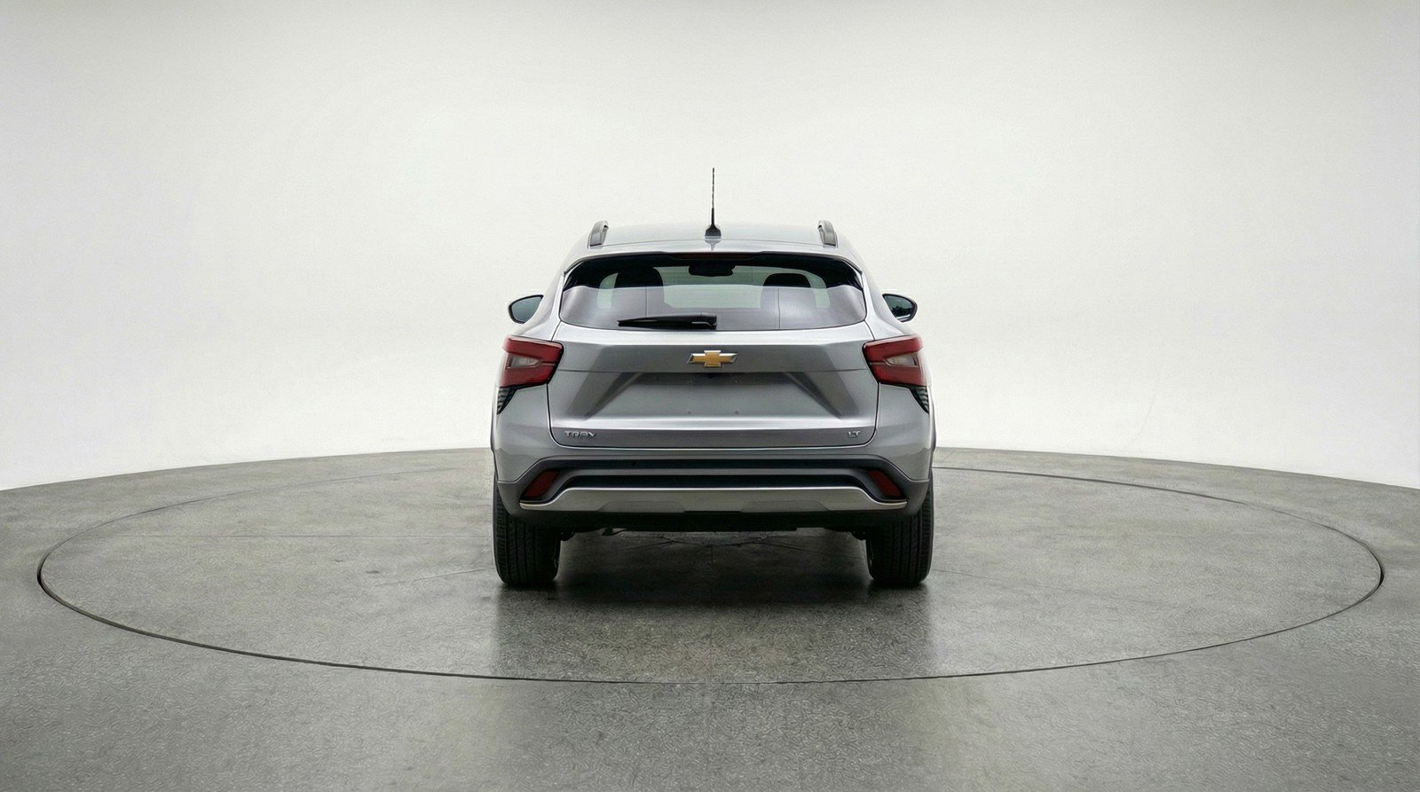 Used 2025 Chevrolet Trax LT FWD image 7