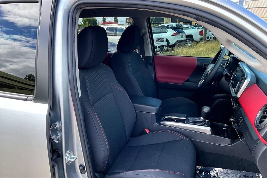 Used 2023 Toyota Tacoma SR5 RWD image 10