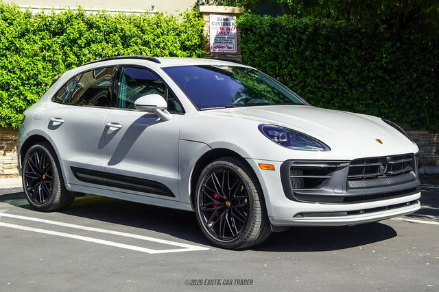 Used 2025 Porsche Macan GTS AWD/4WD image 13