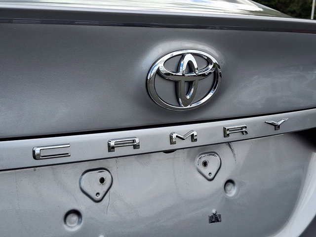 Used 2024 Toyota Camry SE image 26