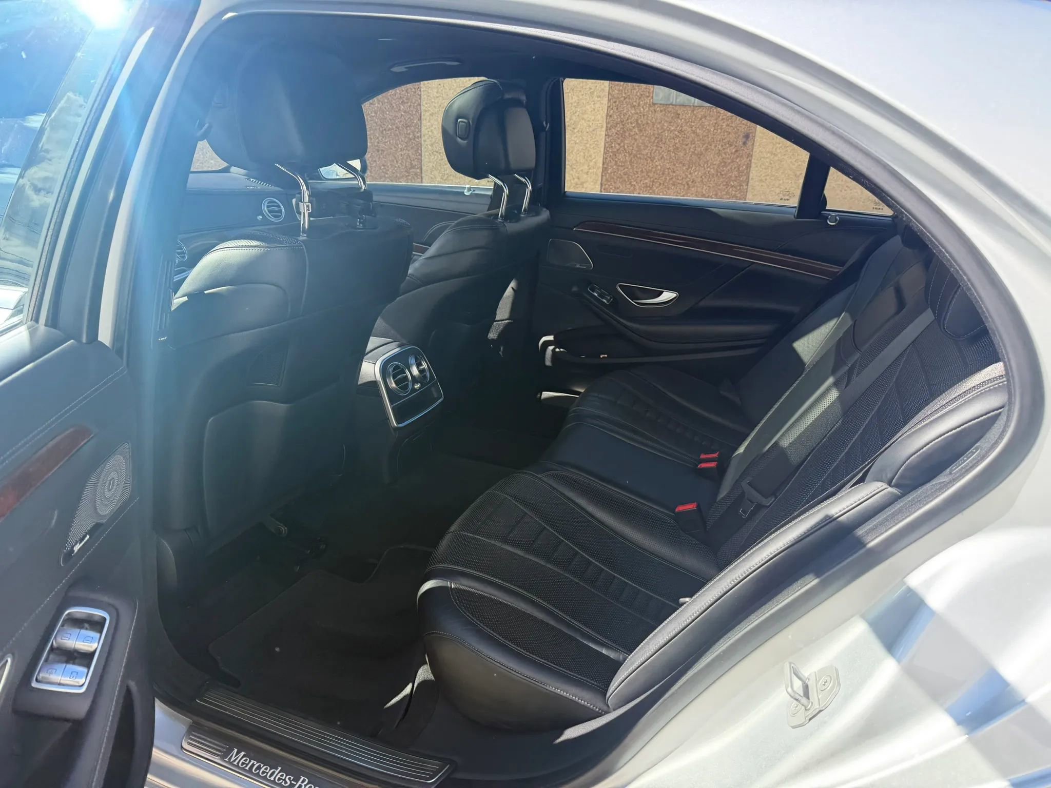 Used 2016 Mercedes-Benz S 550 4MATIC Sedan image 26