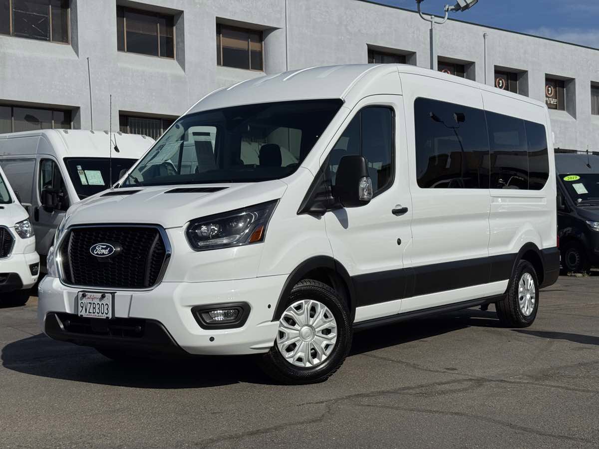 Used 2026 Ford Transit 350 XLT RWD image 2
