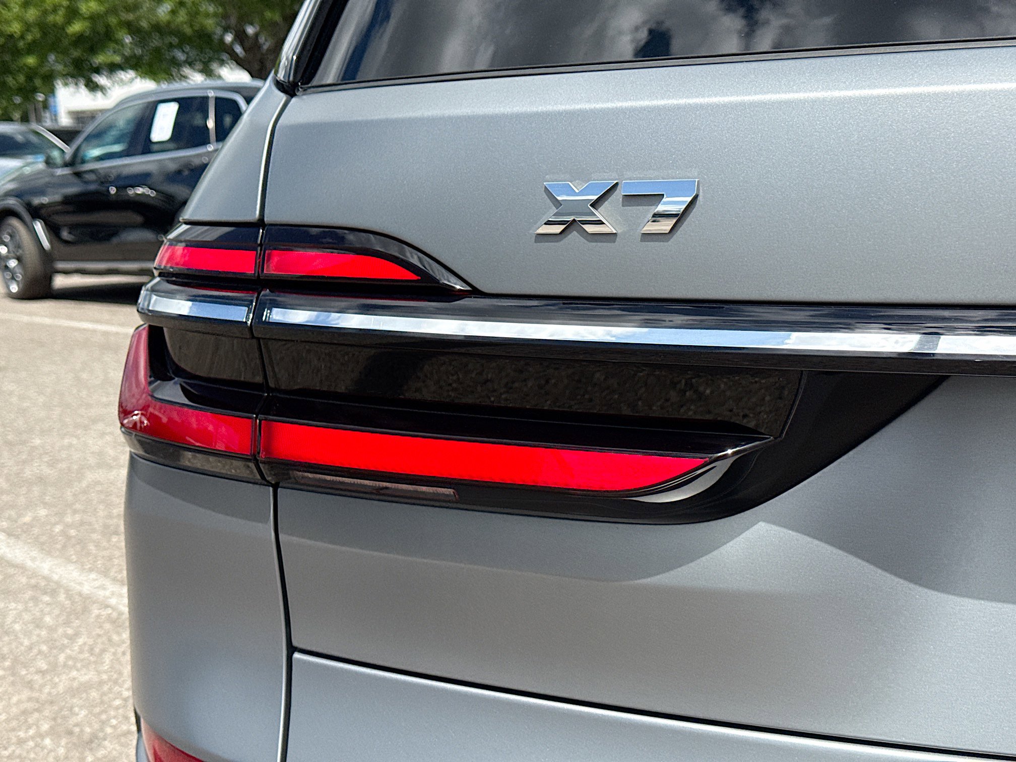 Used 2023 BMW X7 M60i w/ Executive Package image 10