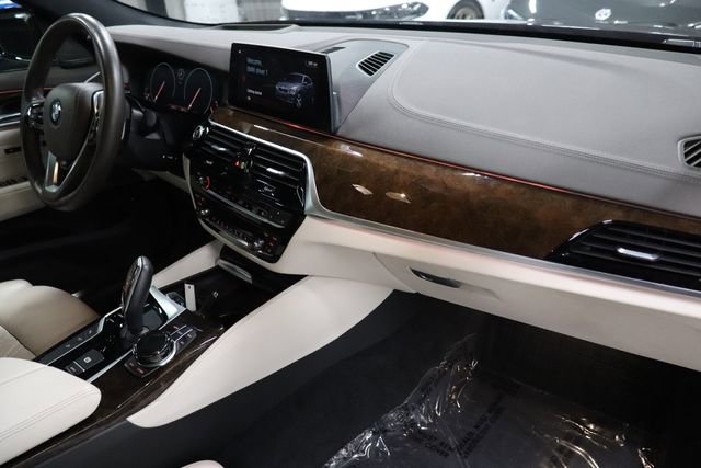Used 2019 BMW 640i Gran Turismo xDrive w/ Luxury Seating Package AWD/4WD image 23