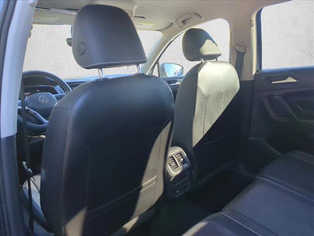 Used 2022 Volkswagen Tiguan SE image 17