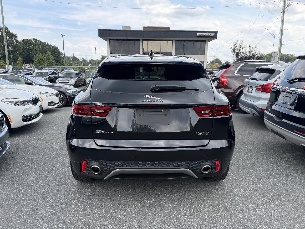 Used 2018 Jaguar E-PACE SE AWD/4WD image 5