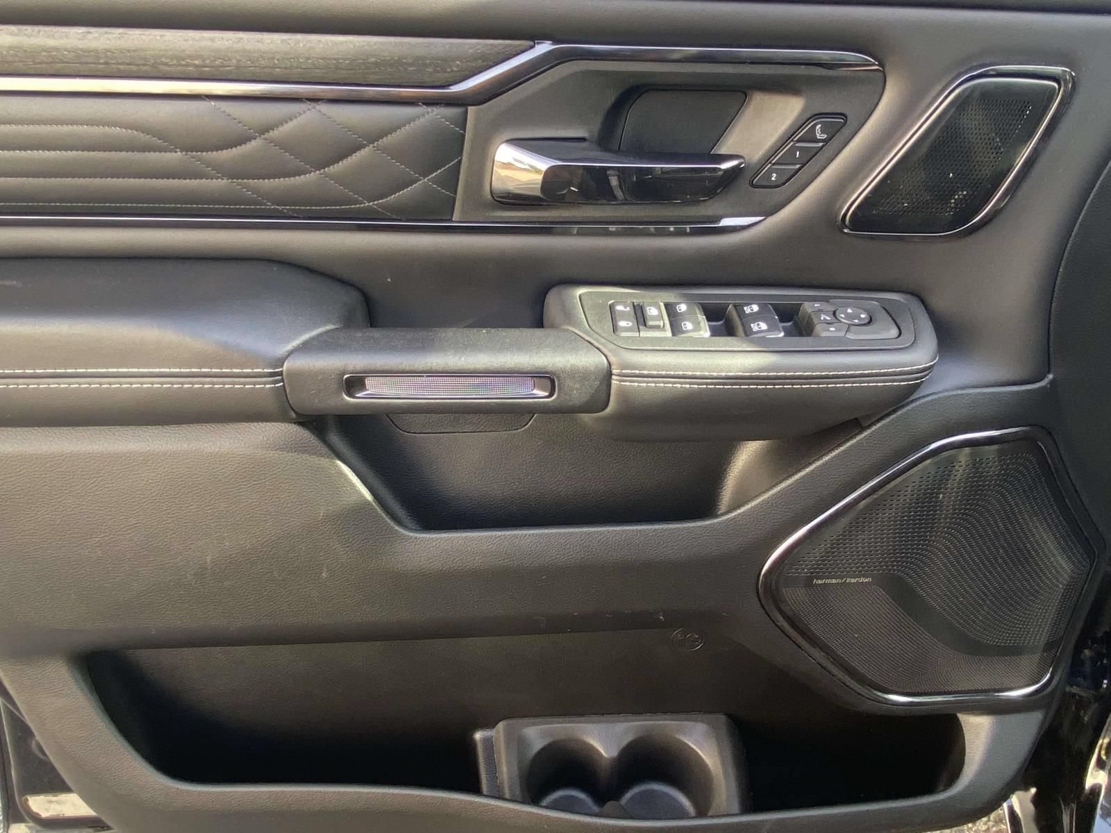 Used 2025 RAM 1500 Limited AWD/4WD image 18