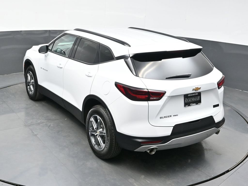 Used 2025 Chevrolet Blazer LT w/ Convenience Package image 35