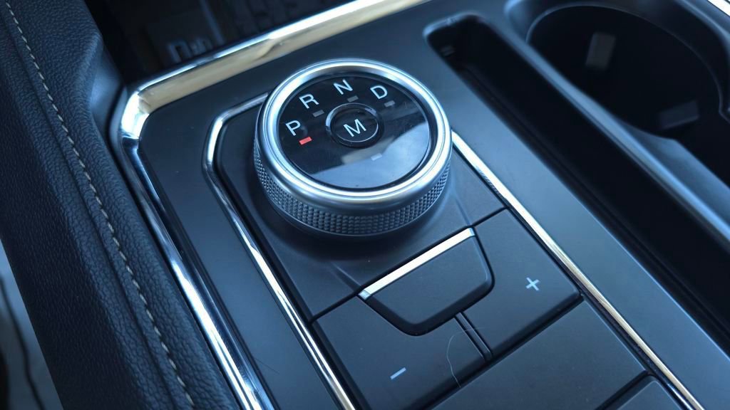 Used 2024 Ford Expedition Max XLT image 43