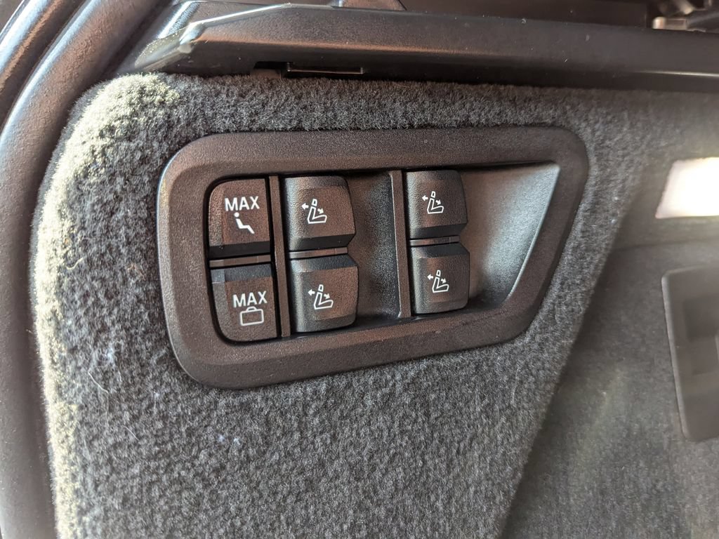 Used 2022 BMW X7 xDrive40i w/ Luxury Seating Package AWD/4WD image 59