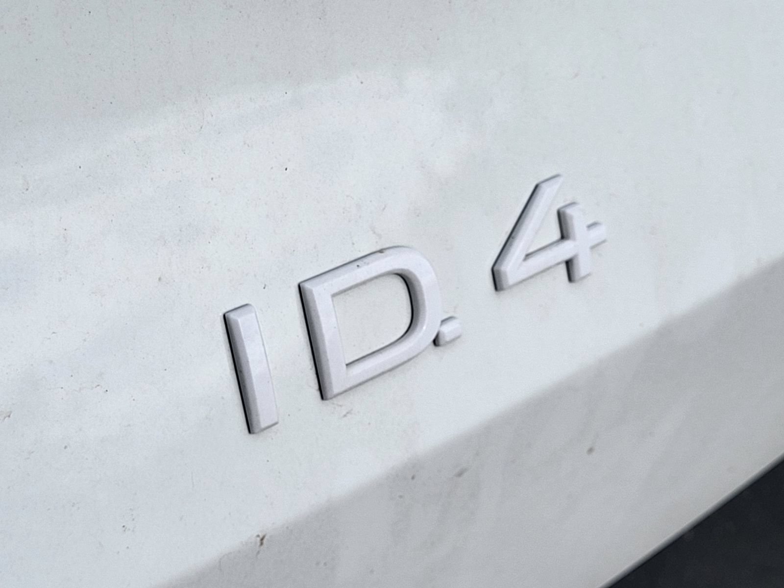 Used 2023 Volkswagen ID.4 Pro AWD/4WD image 12