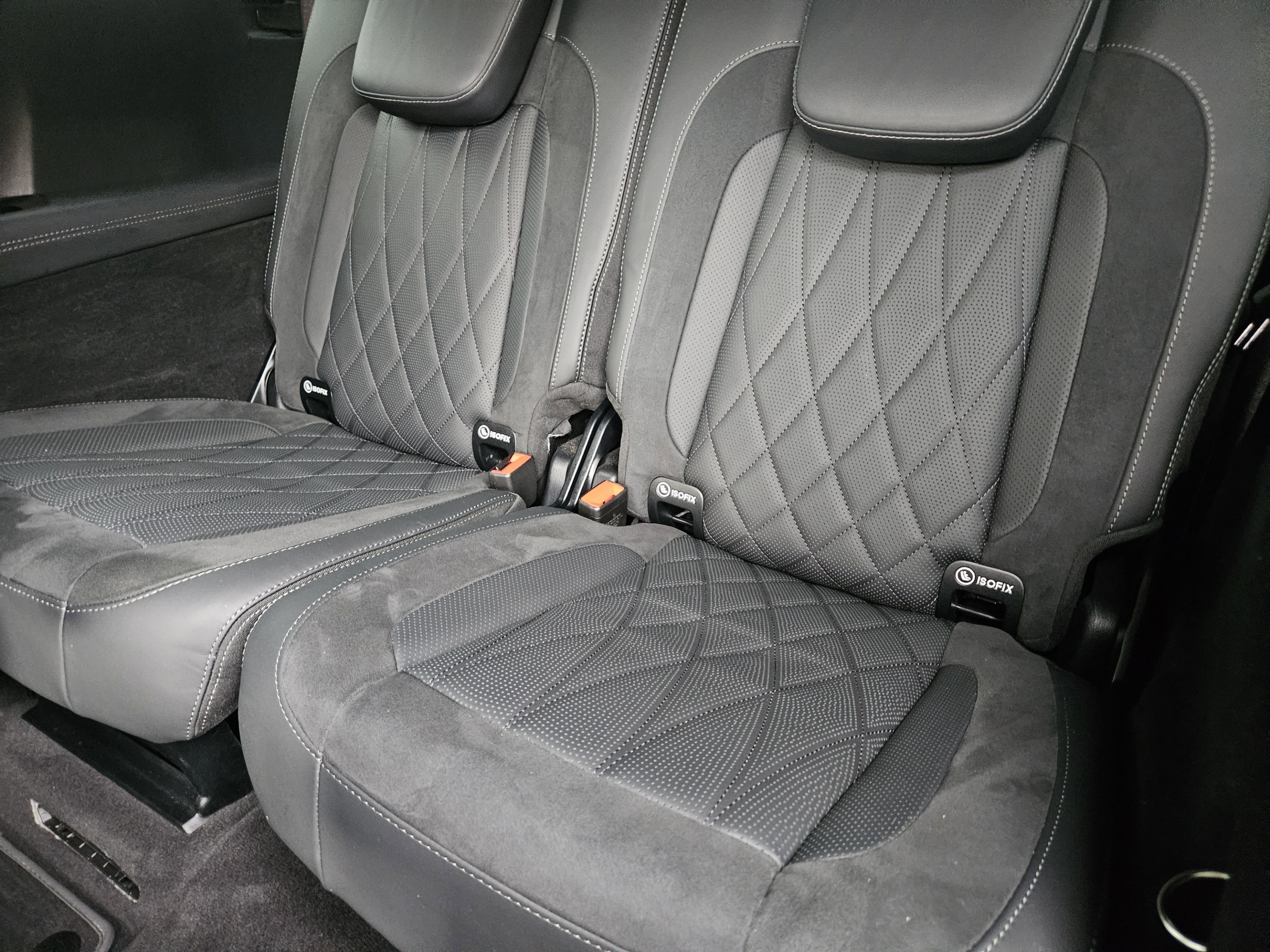 Used 2024 Mercedes-Benz GLS 63 AMG 4MATIC image 23