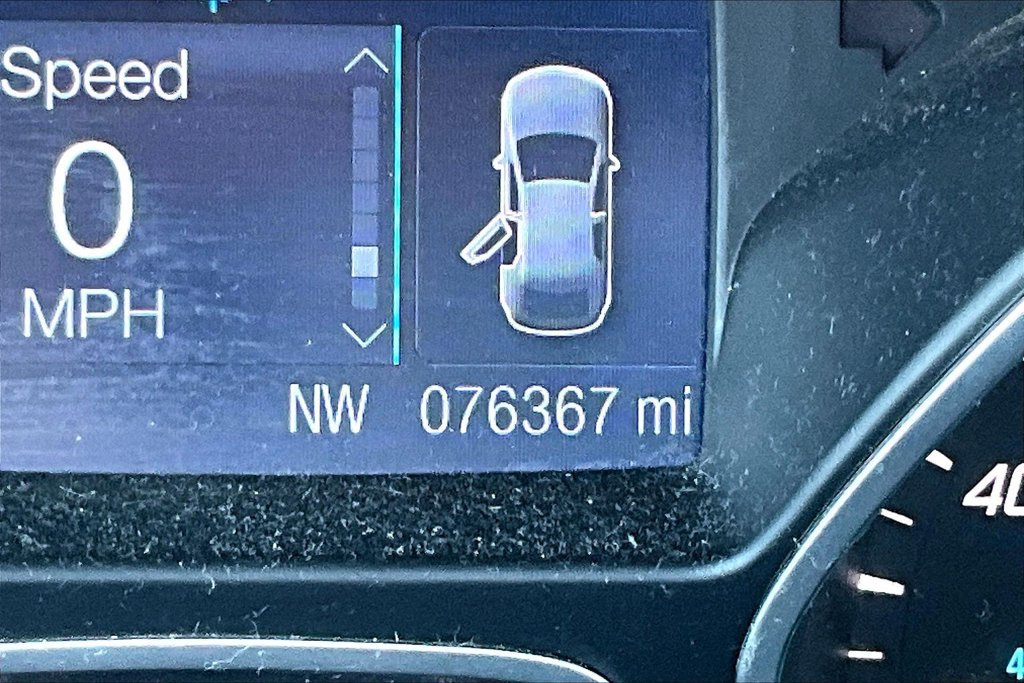 Used 2015 Ford Escape SE FWD image 19