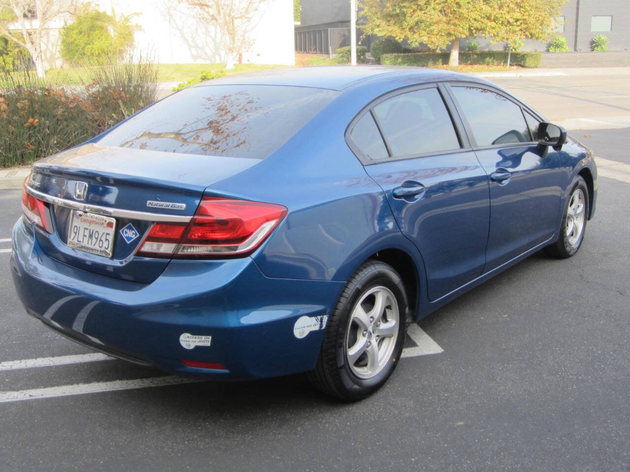 Used 2014 Honda Civic Natural Gas image 4