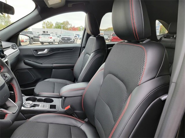 New 2026 Ford Escape ST-Line w/ Tech Pack #1 image 14