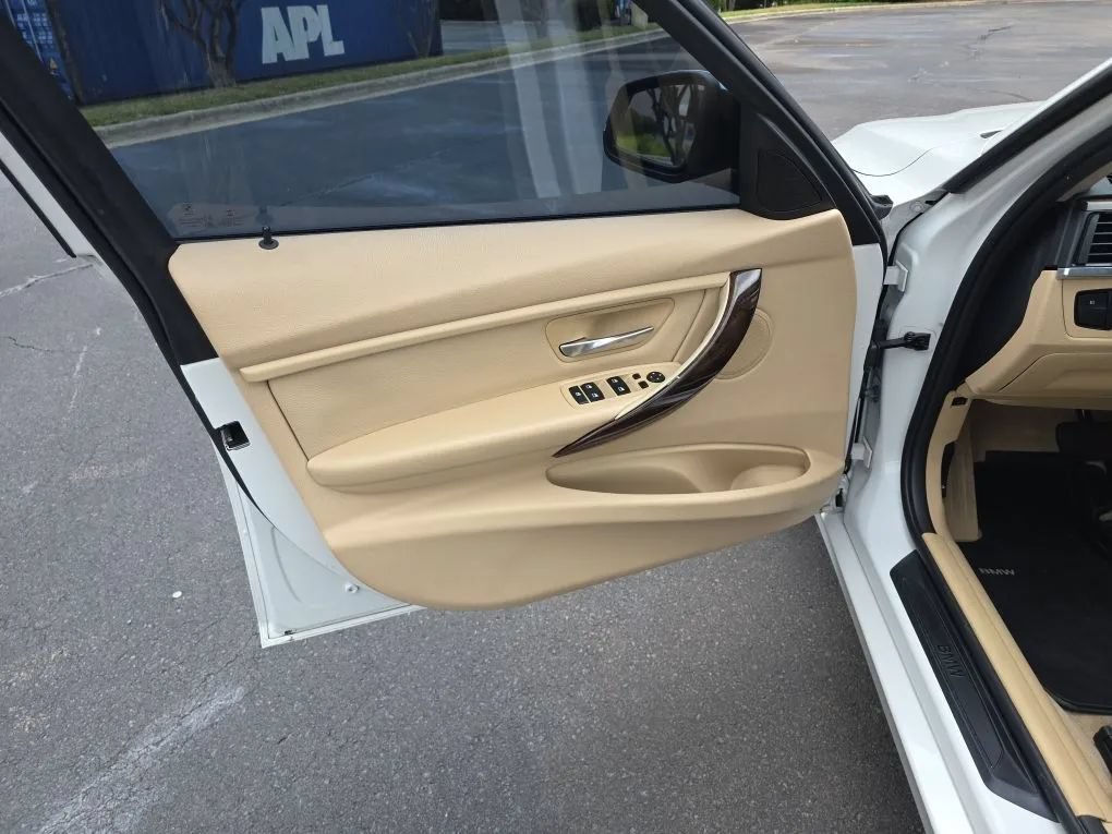Used 2015 BMW 328i Sedan RWD image 36
