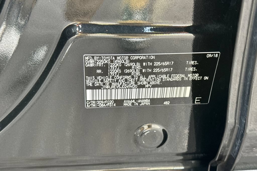 Certified 2018 Toyota RAV4 XLE AWD/4WD image 29