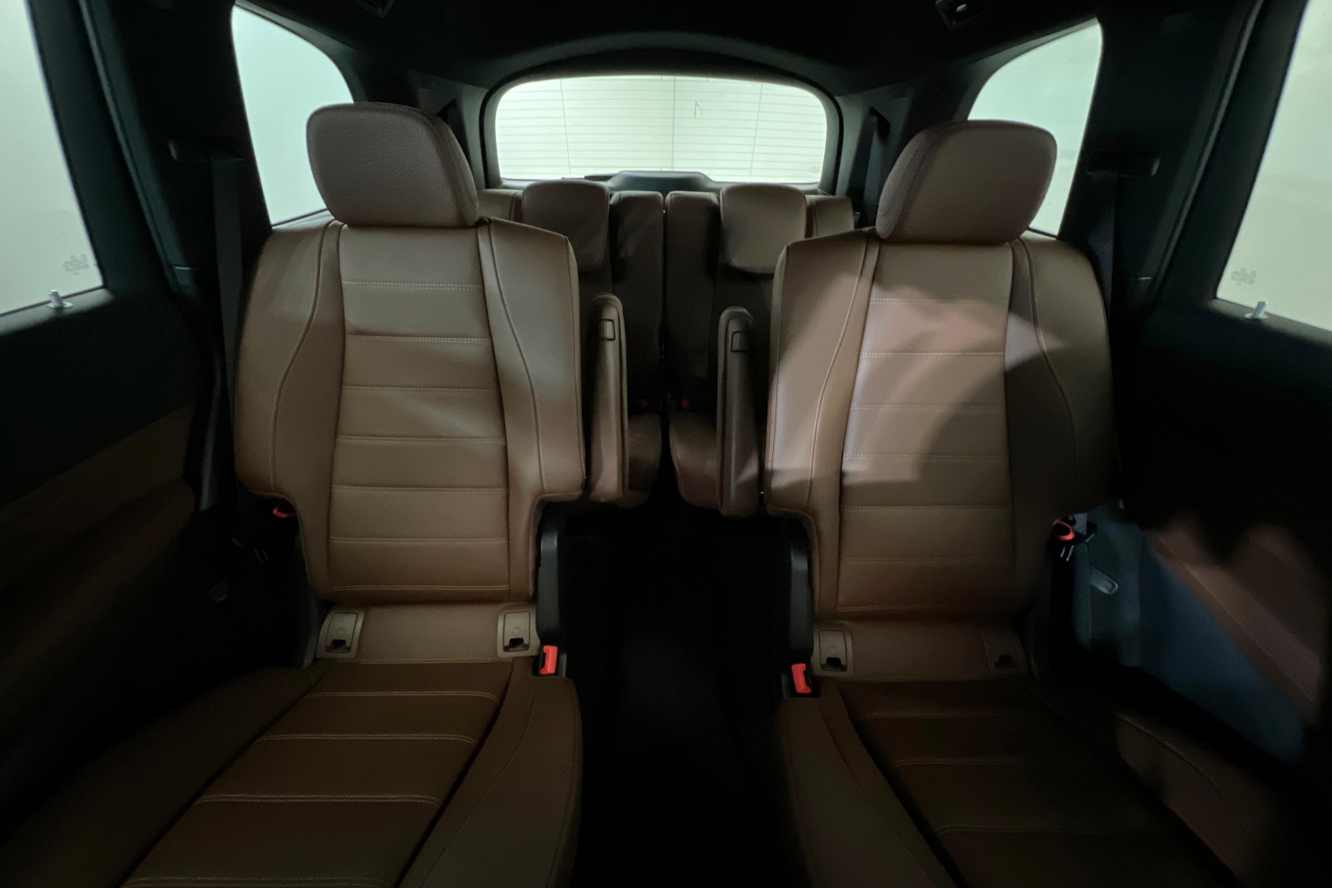 New 2026 Mercedes-Benz GLS 450 4MATIC image 28