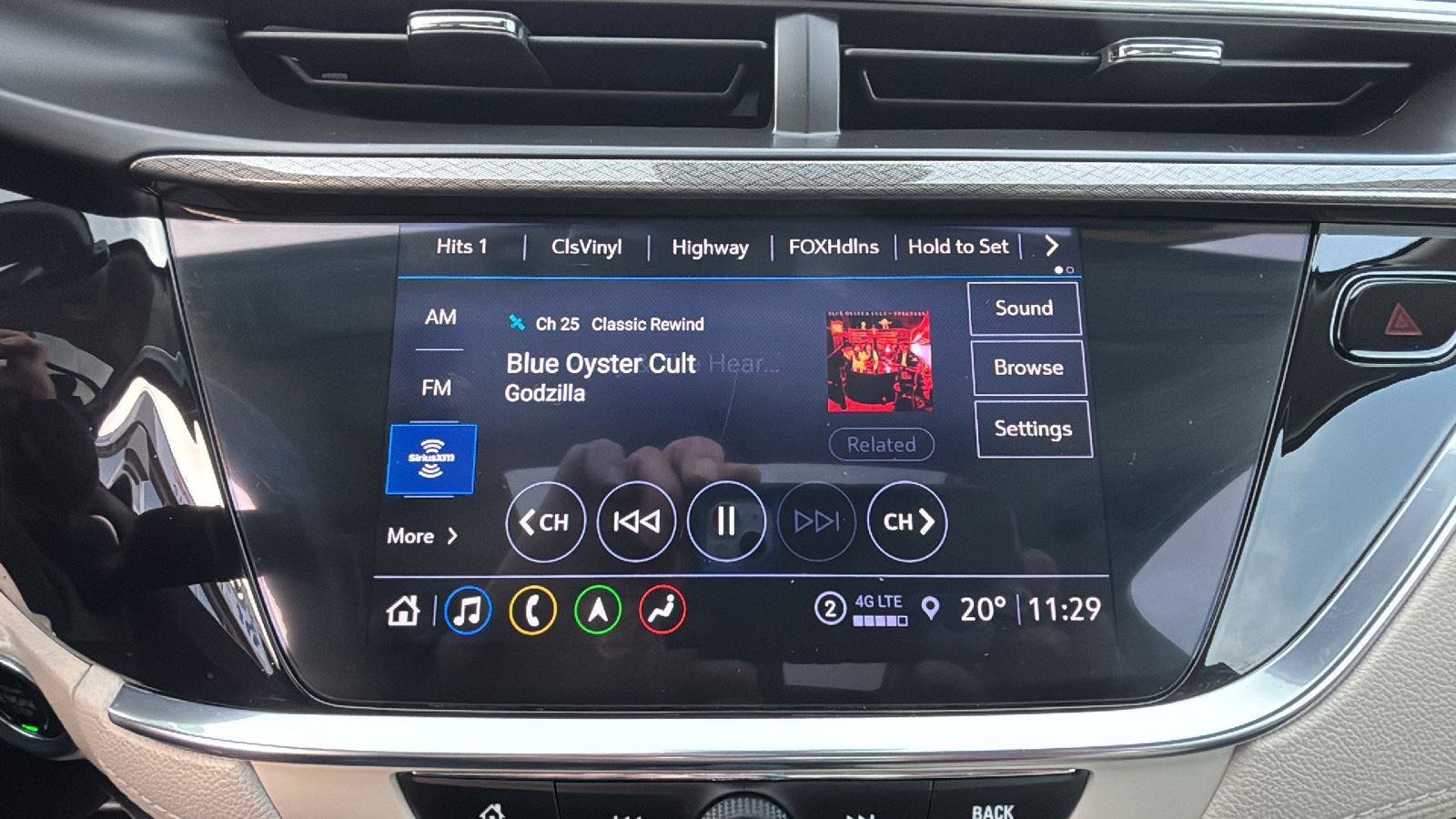 Certified 2022 Buick Encore GX Essence w/ Advanced Technology Package image 18