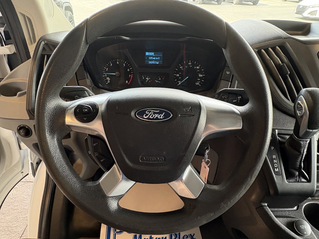 Used 2017 Ford Transit 350 XL image 10