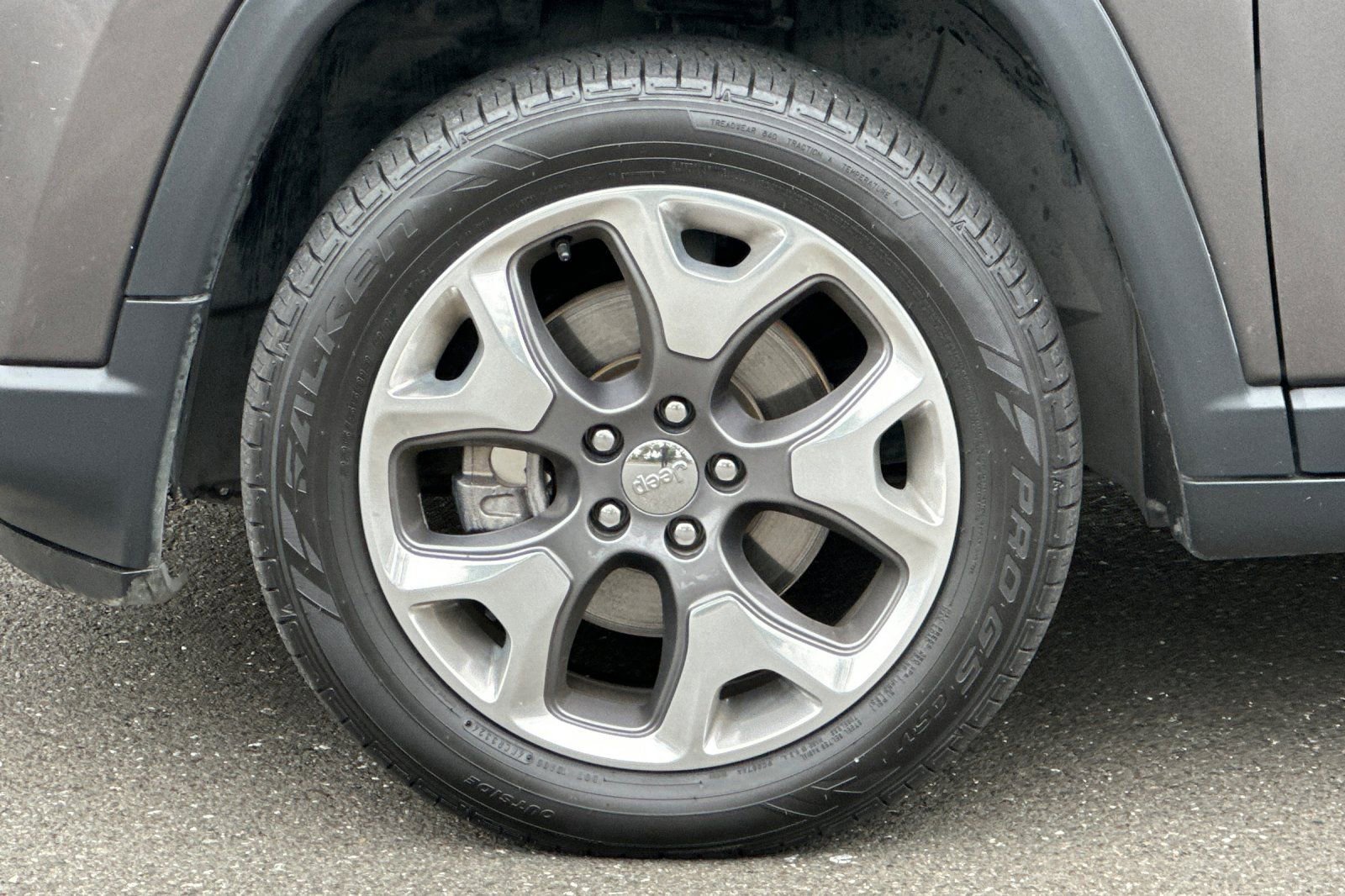 Used 2021 Jeep Compass Limited AWD/4WD image 24