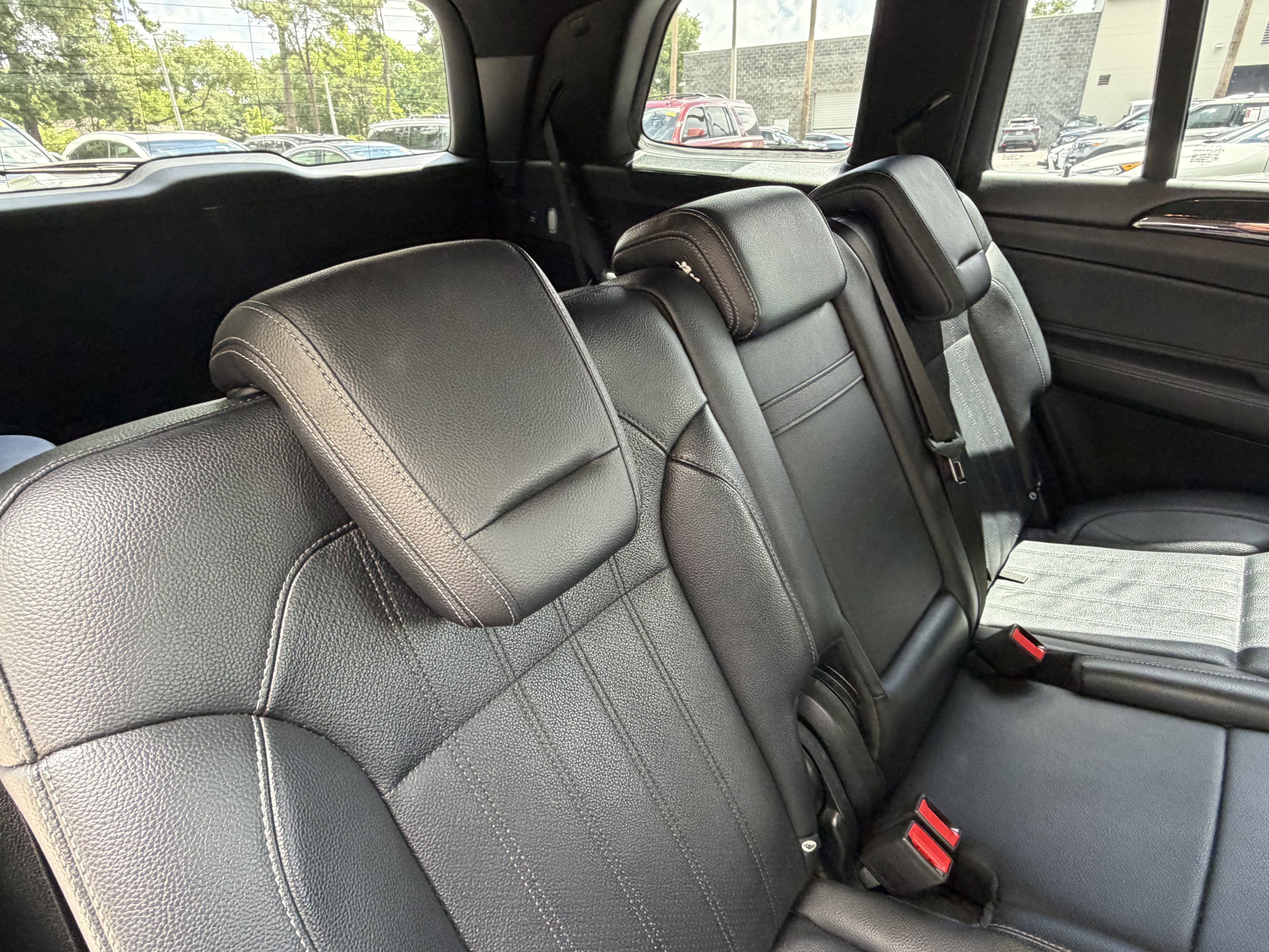 Used 2017 Mercedes-Benz GLS 450 4MATIC image 44