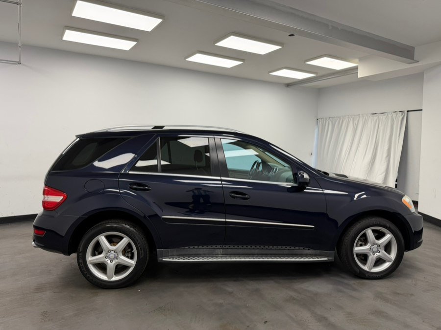 Used 2010 Mercedes-Benz ML 550 4MATIC image 10