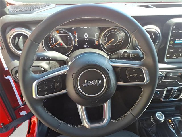 Used 2023 Jeep Wrangler Sahara image 16
