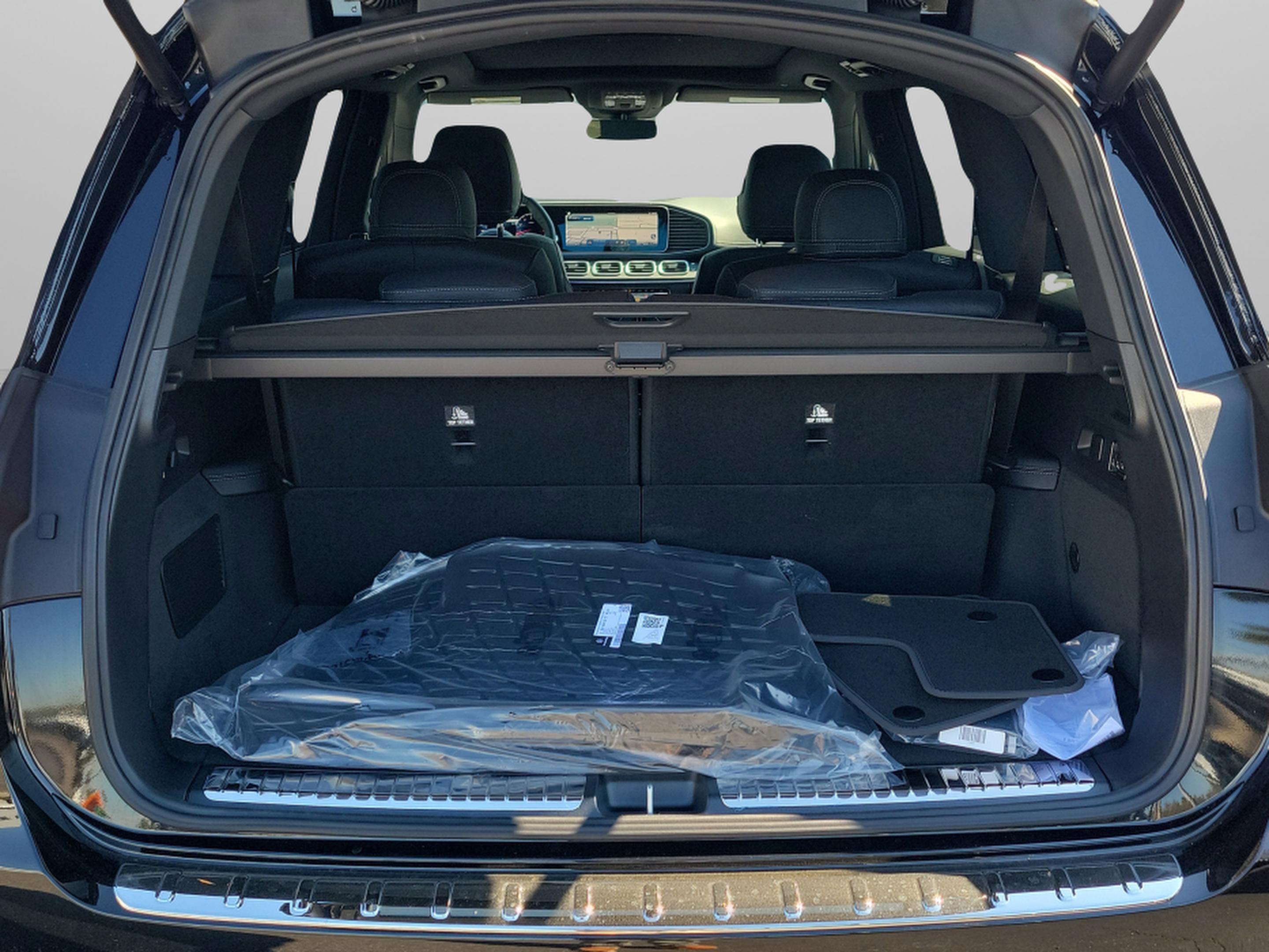 New 2026 Mercedes-Benz GLS 580 4MATIC image 33