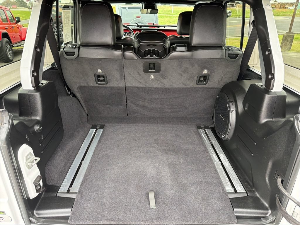 Used 2020 Jeep Wrangler Unlimited Rubicon AWD/4WD image 11
