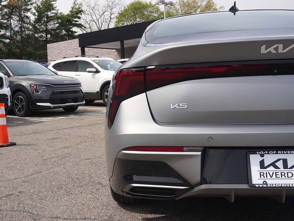 Used 2025 Kia K5 GT-Line w/ GT-Line Premium Package FWD image 16