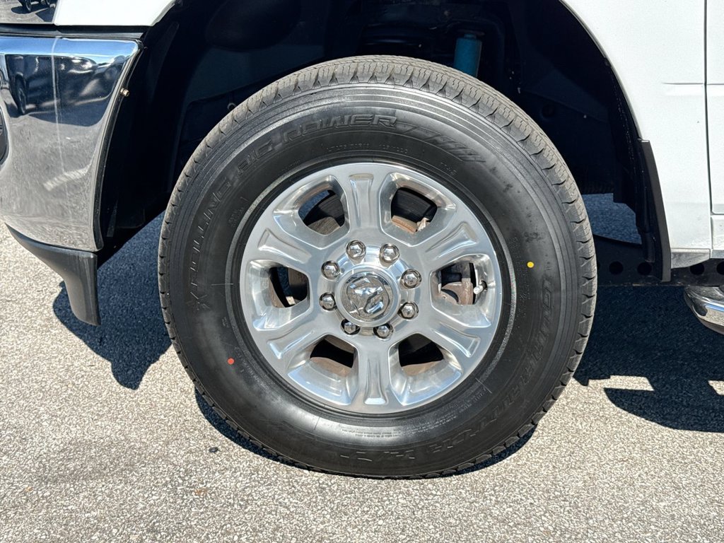 Used 2025 RAM 2500 Big Horn AWD/4WD image 10