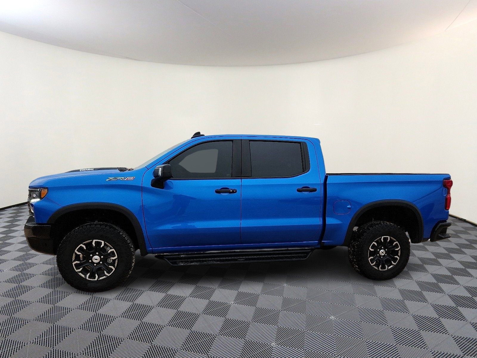 Used 2026 Chevrolet Silverado 1500 ZR2 image 2