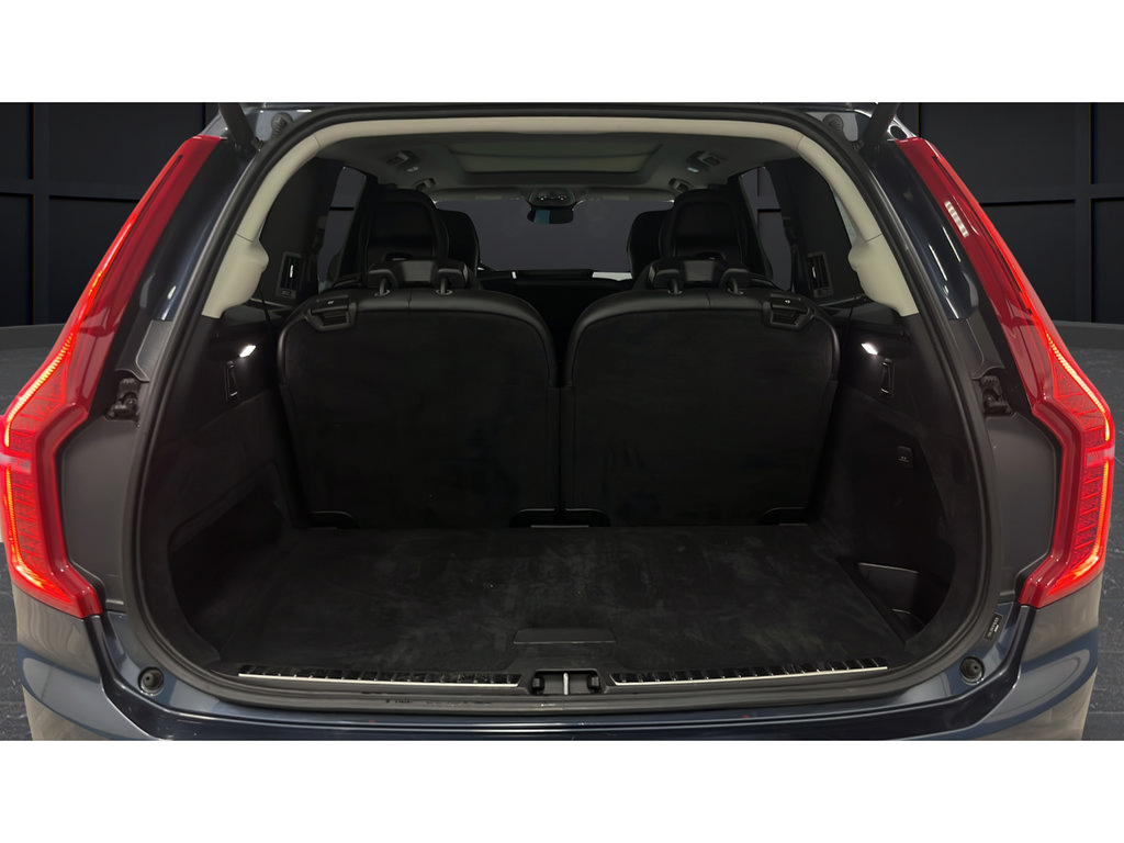 Used 2023 Volvo XC90 B5 Core AWD/4WD image 28