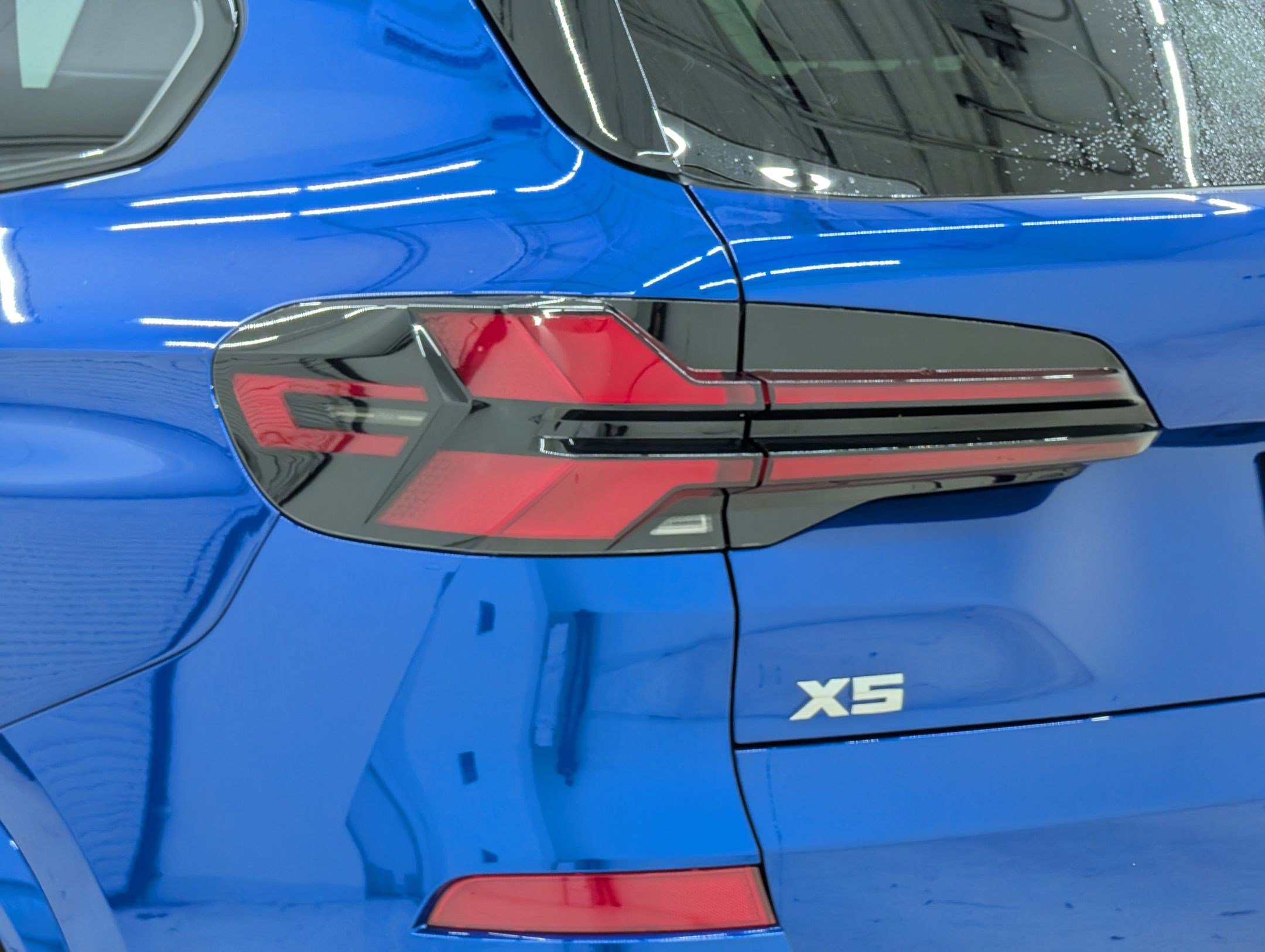 New 2026 BMW X5 M60i w/ Executive Package image 13