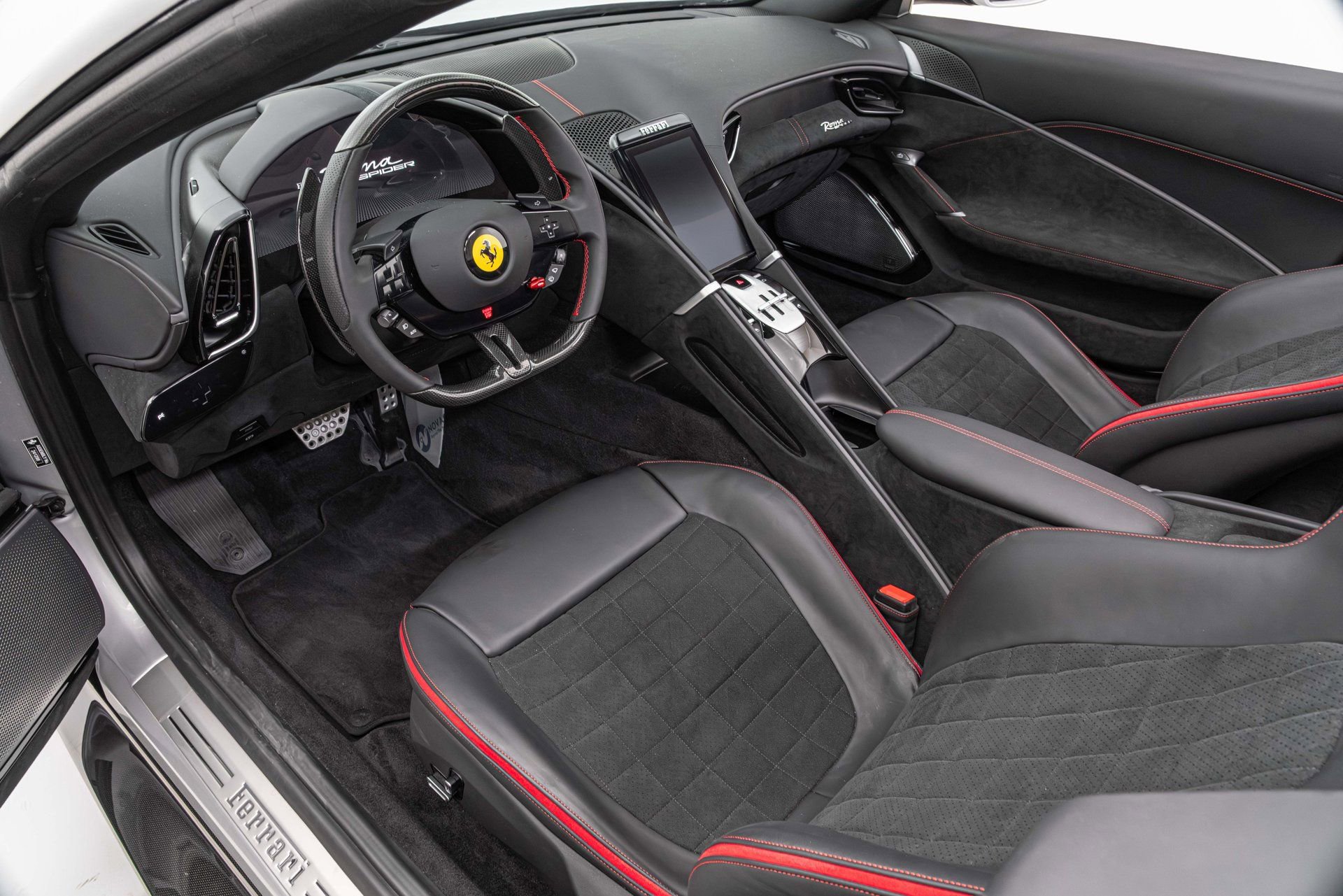 Certified 2025 Ferrari Roma Spider RWD image 53