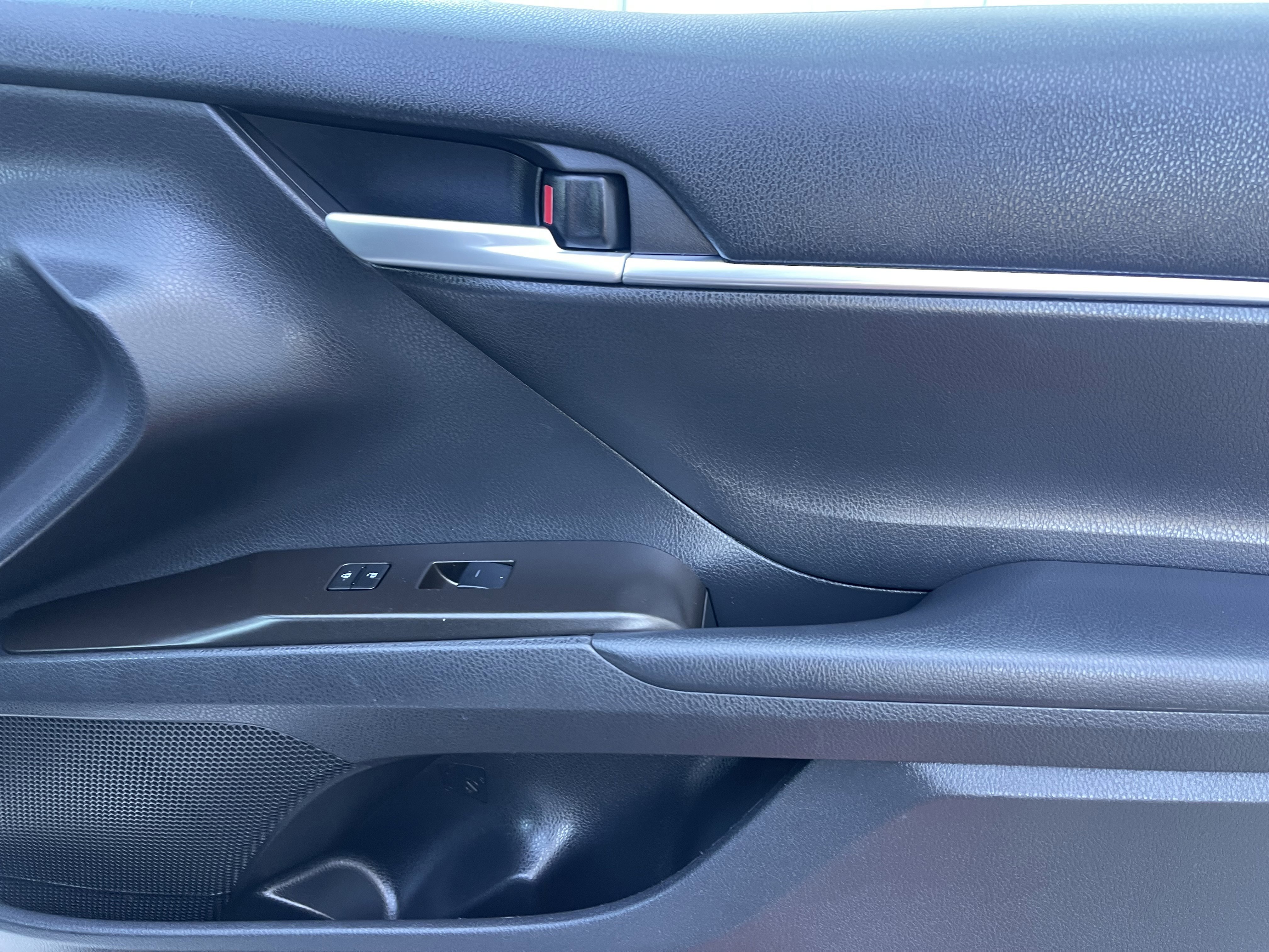 Used 2024 Toyota Camry LE FWD image 32