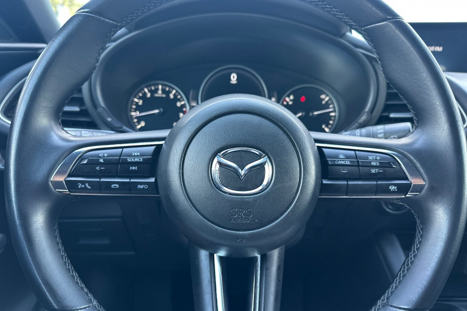 Certified 2025 MAZDA MAZDA3 s Sport FWD image 22