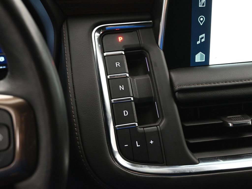 Used 2023 Chevrolet Tahoe High Country image 16