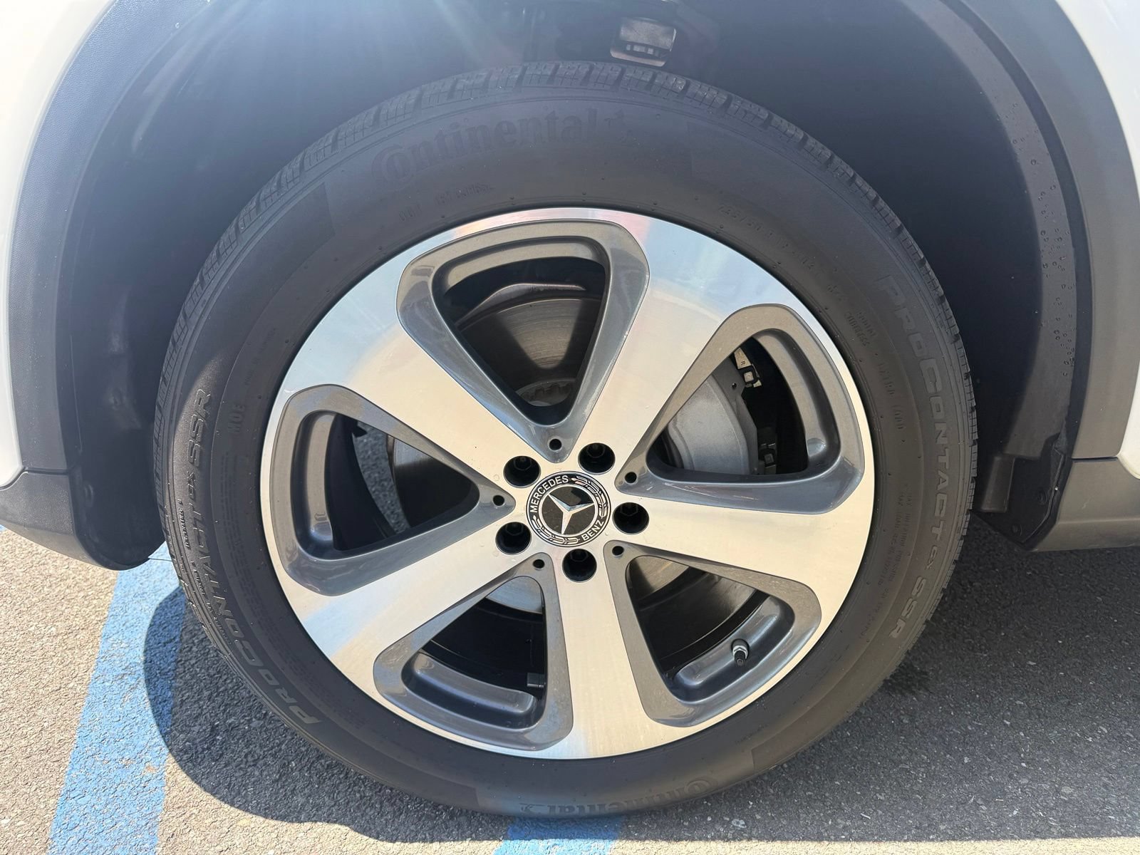 Used 2019 Mercedes-Benz GLC 300 4MATIC image 11