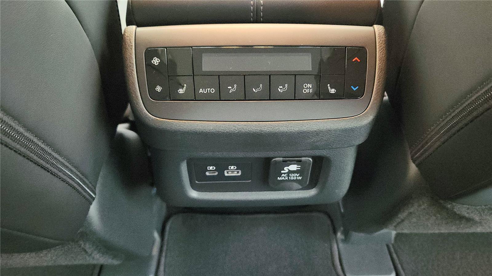 Used 2024 Nissan Pathfinder Platinum w/ Cargo Package FWD image 15