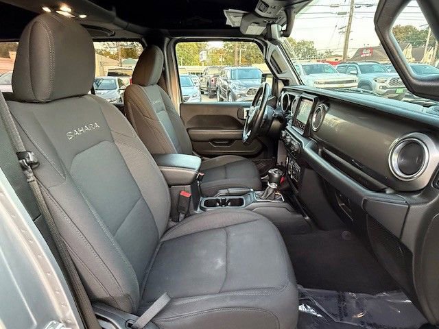 Used 2020 Jeep Wrangler Unlimited Sahara image 18